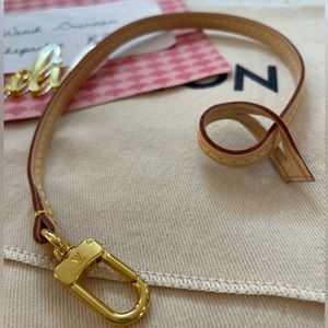 Neverfull wristlet strap